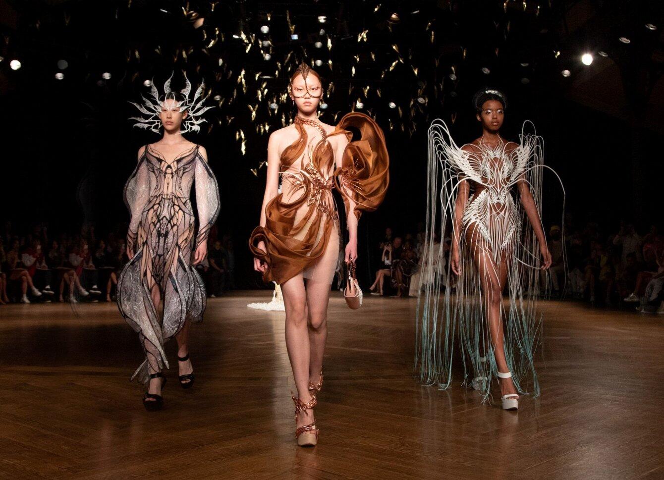 Iris van Herpen, stilista innovativa-