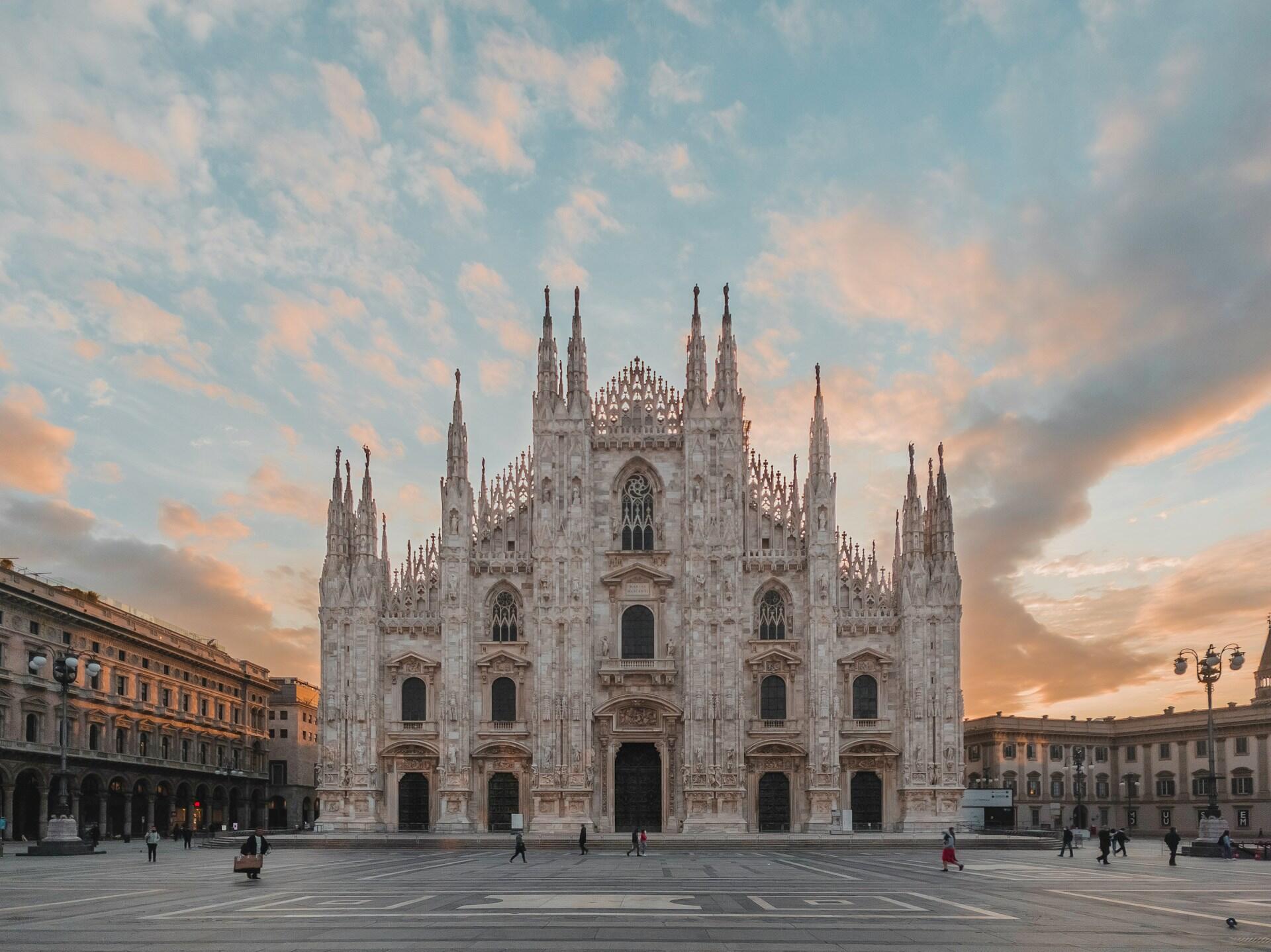 Storia, marchi e successi della Milano Fashion Week.