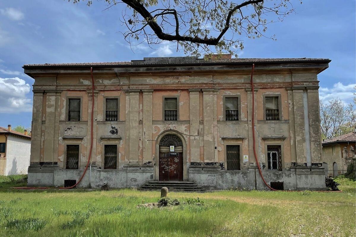 Villa Clara, dimora infestata da inquietanti presenze.