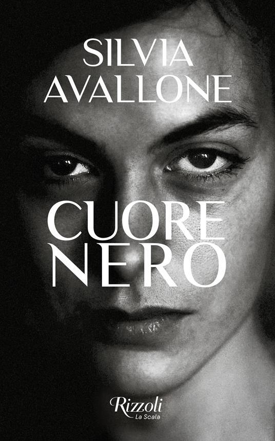Copertina del libro Cuore Nero di Silvia Avallone. 