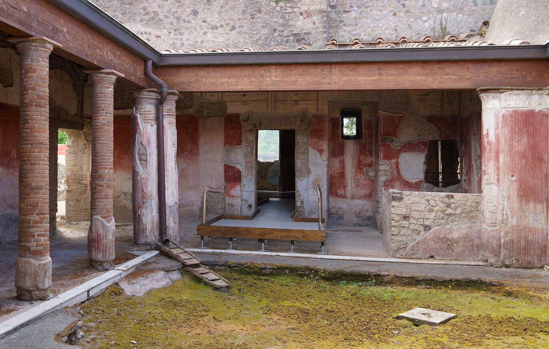 Affreschi nel sito di Pompei, fondamentale per avere informaazioni su Pompei.