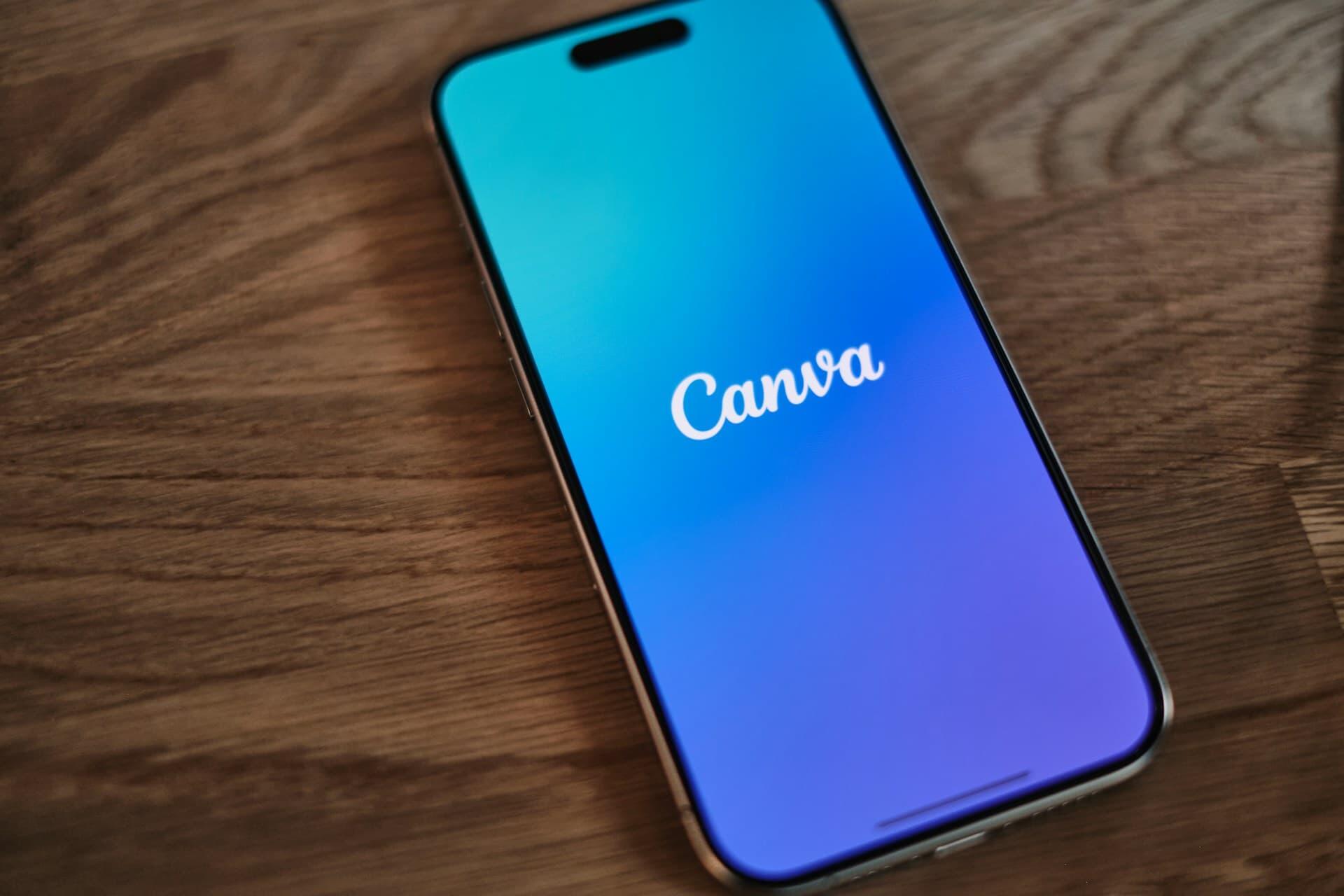 スマホに表示されたCanvaの起動画面