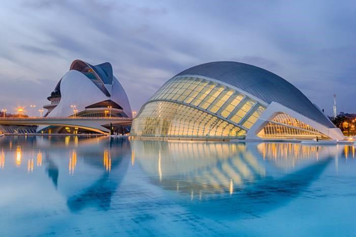 現代スペイン建築物