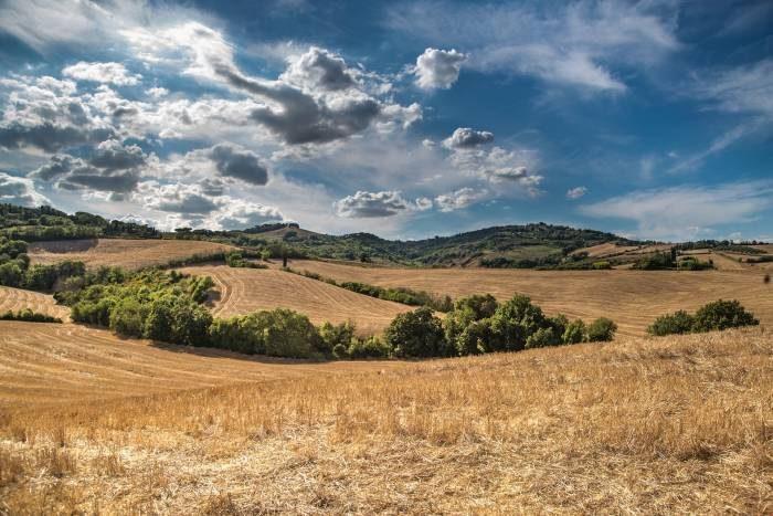 イタリア のどかな田園風景