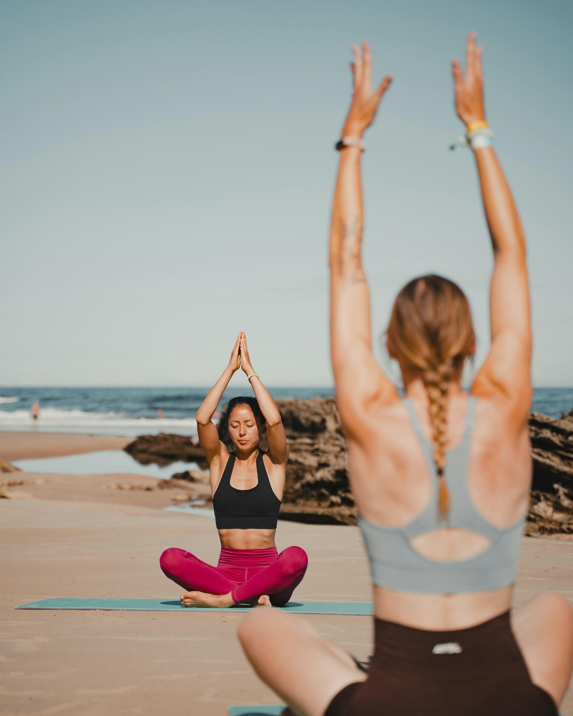 Joga prie jūros