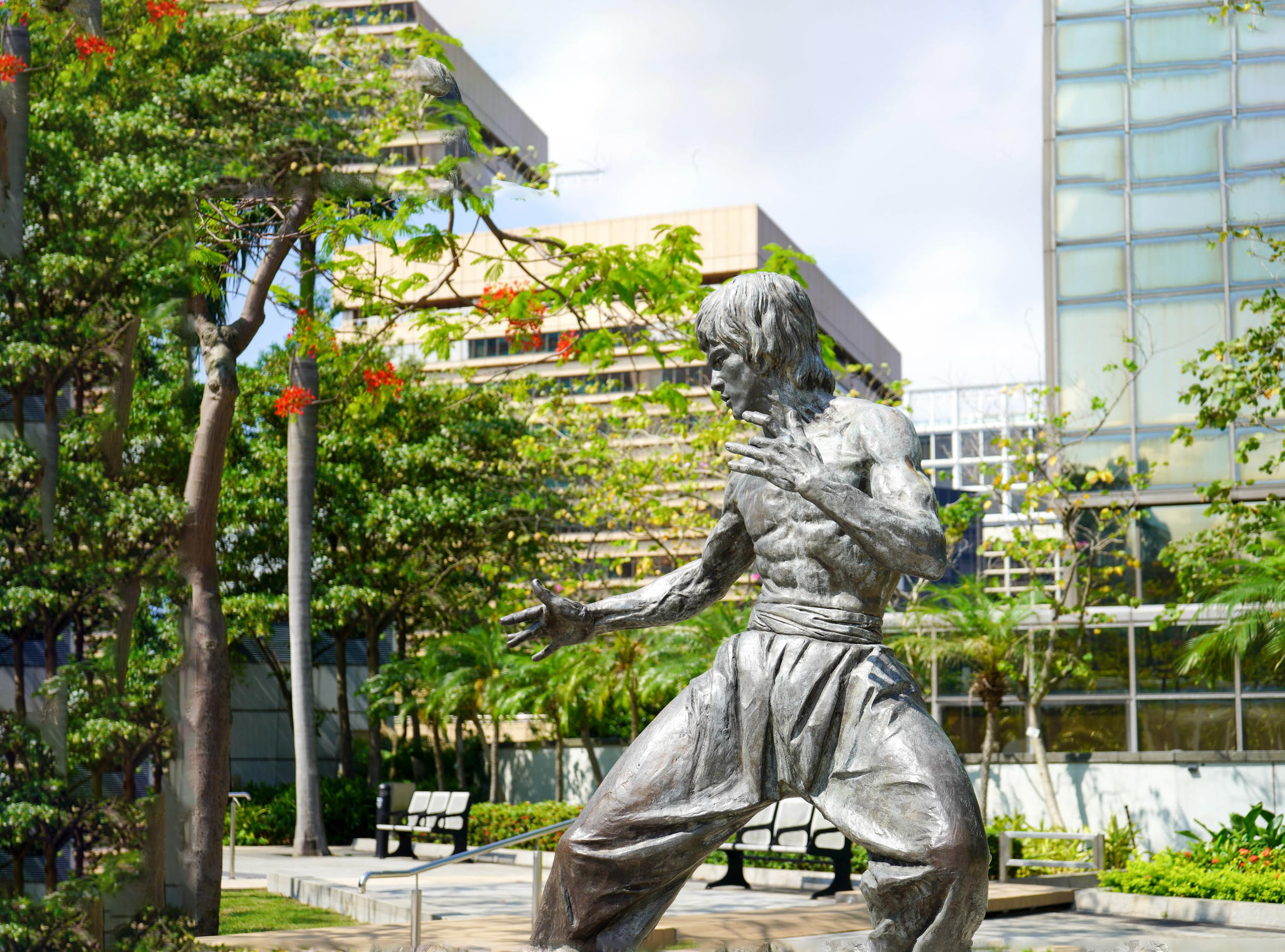 statue Bruce Lee