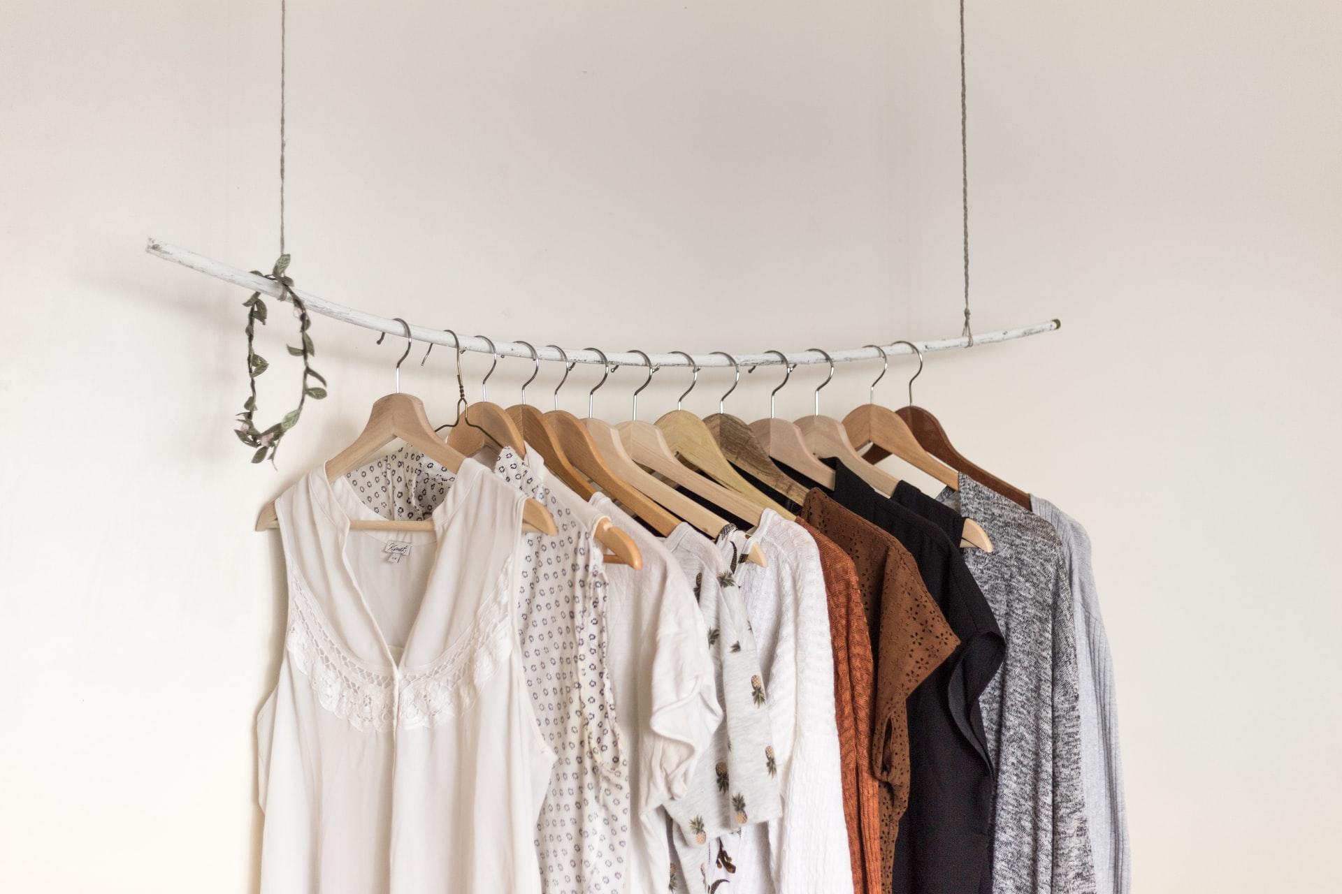 couture habits sur cintres