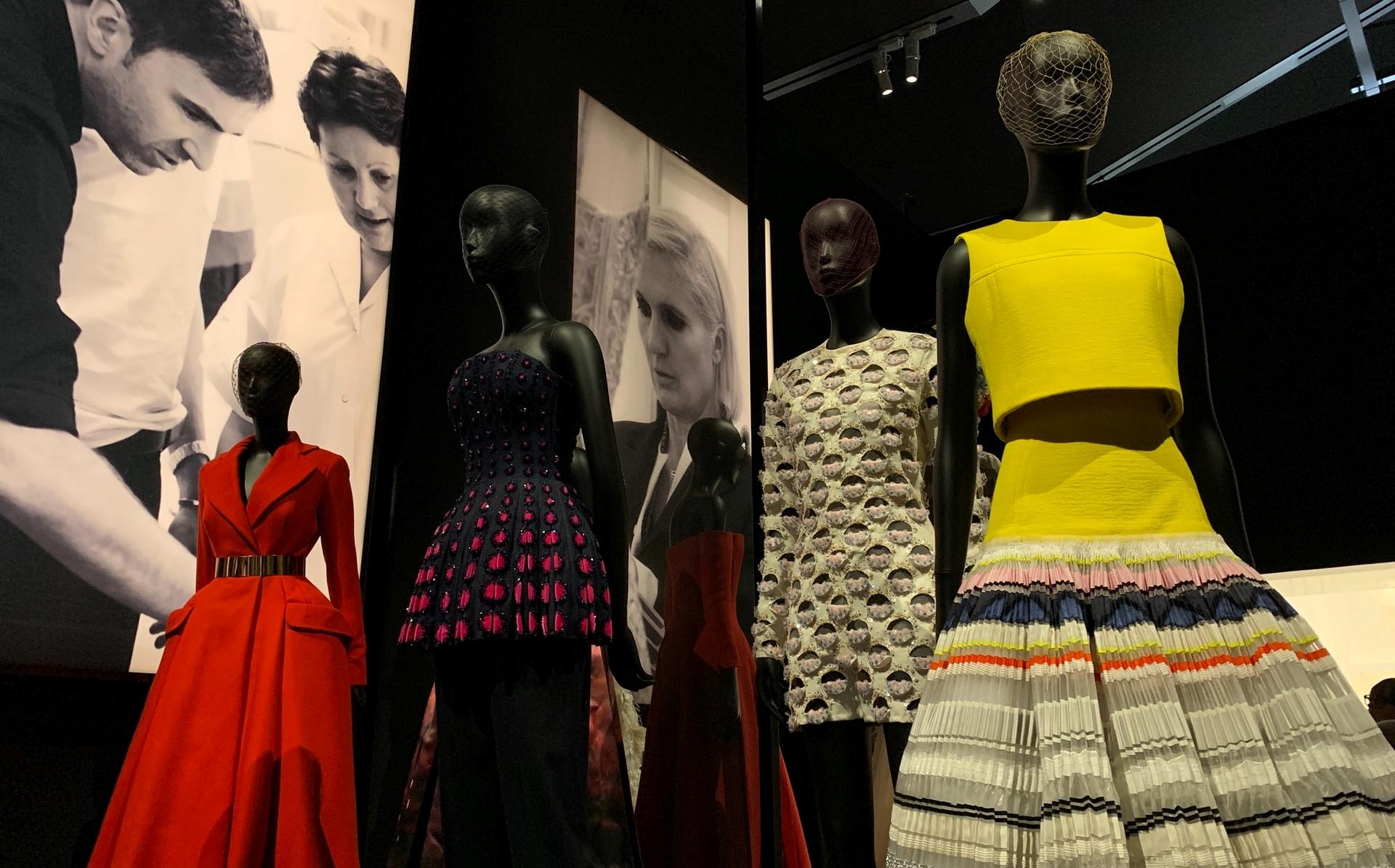 musée exposition modèles couture