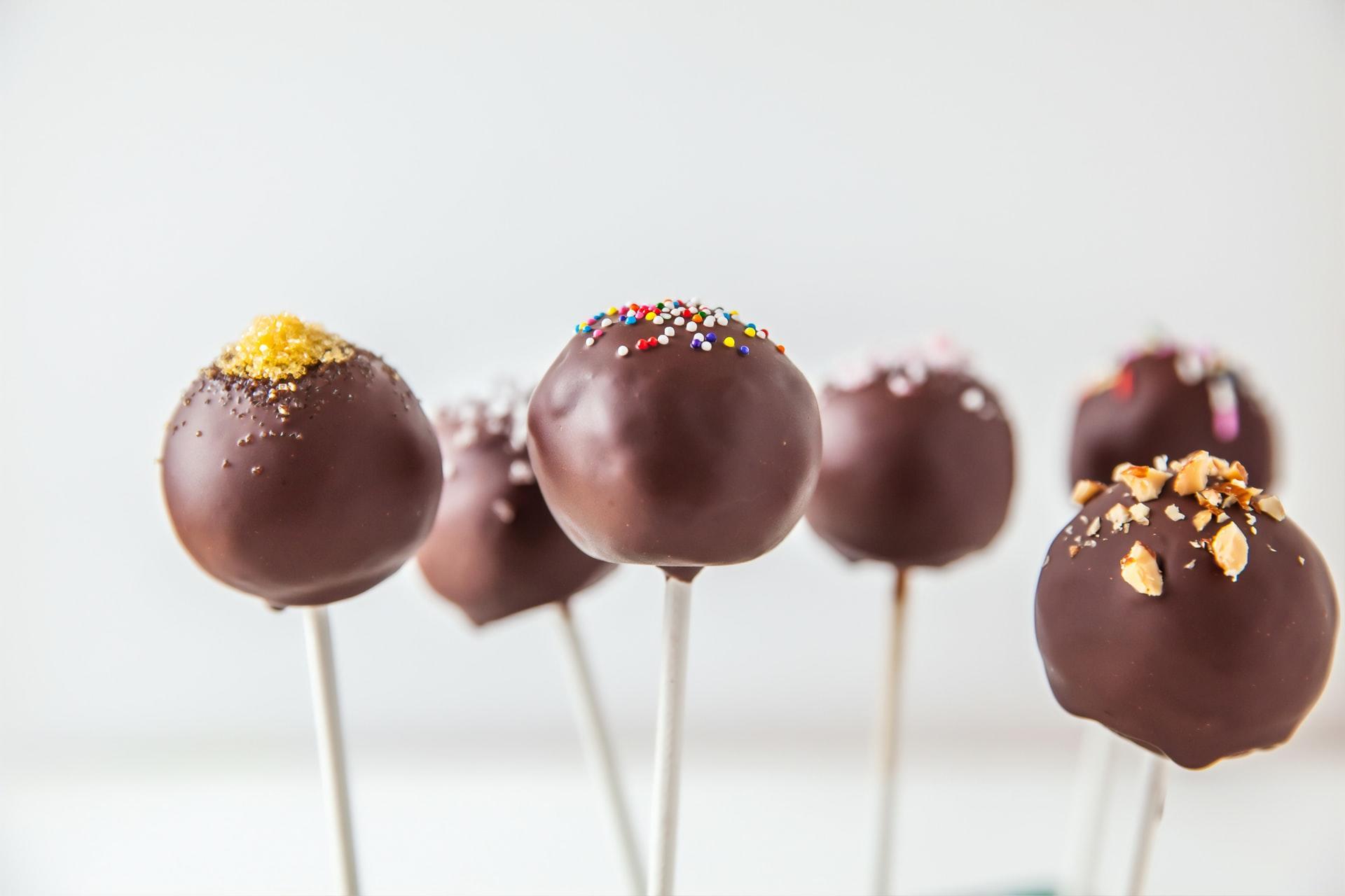 boules de chocolat en dessert