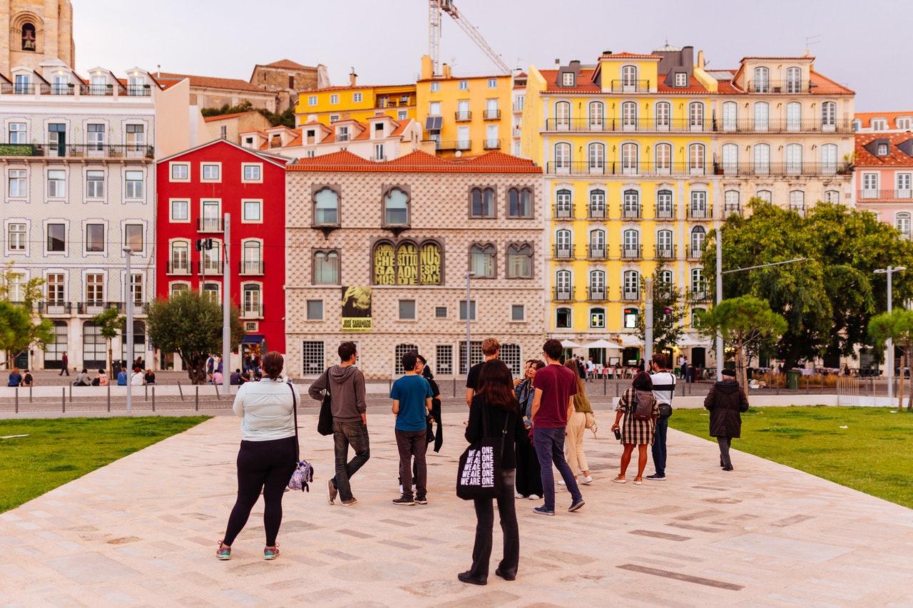 groupe de visiteurs au portugal