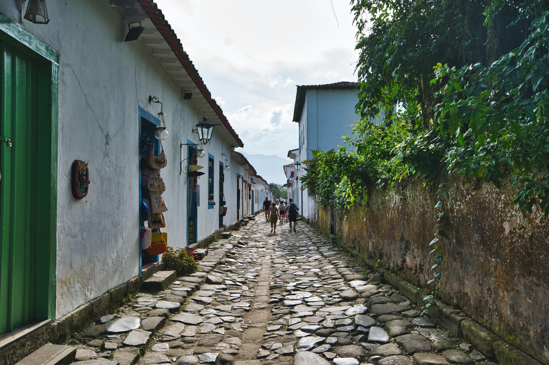 rue en pavés au portugal