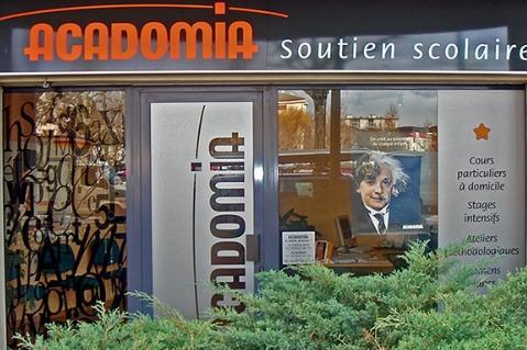 Quels sont les tarifs d'un prof de maths chez Acadomia ?