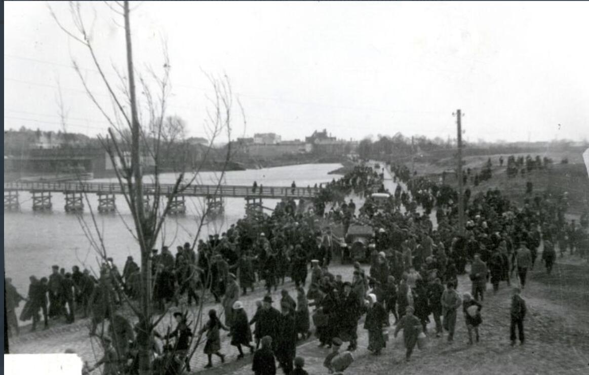 rīdzinieki priecājas par bermontiešu padzīšanu
