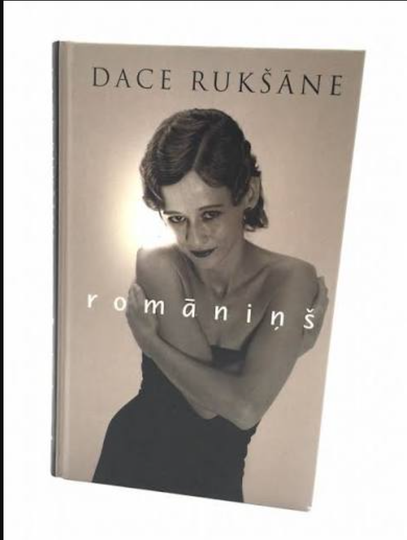Daces Rukšānes apspriestā debijas romāna "Romāniņš" vāks.