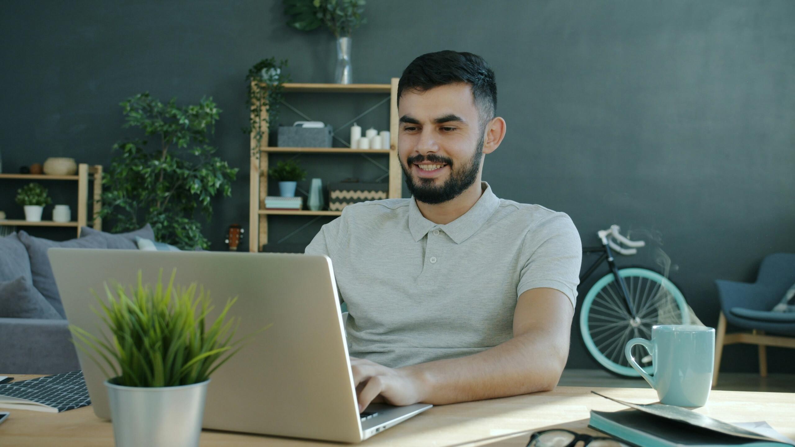 tutor setting up a Superprof profile on a laptop