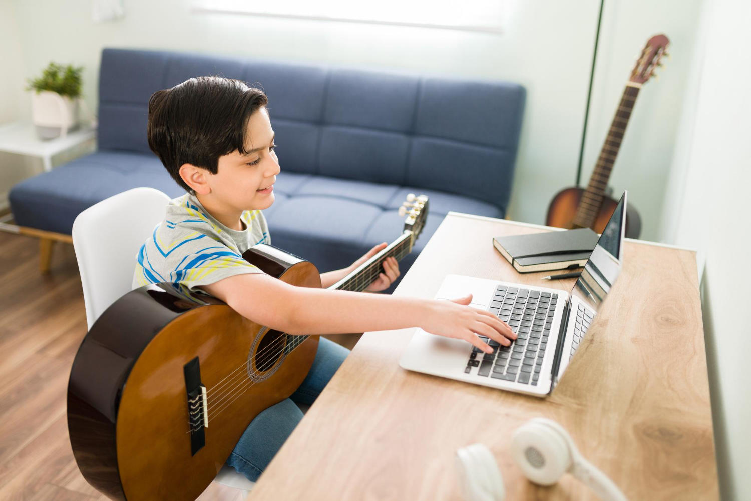 clases de guitarra particulares para niños