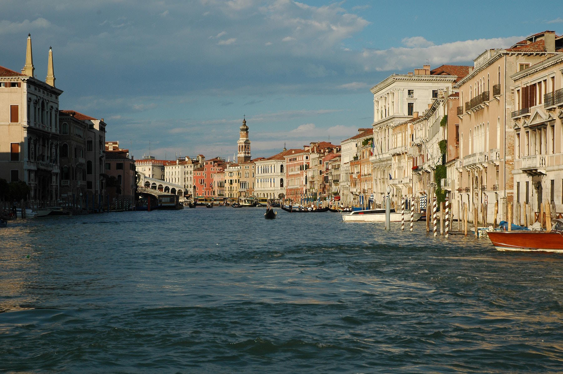 Italia lugar lleno de historia como el Gran Canal ed Venecia