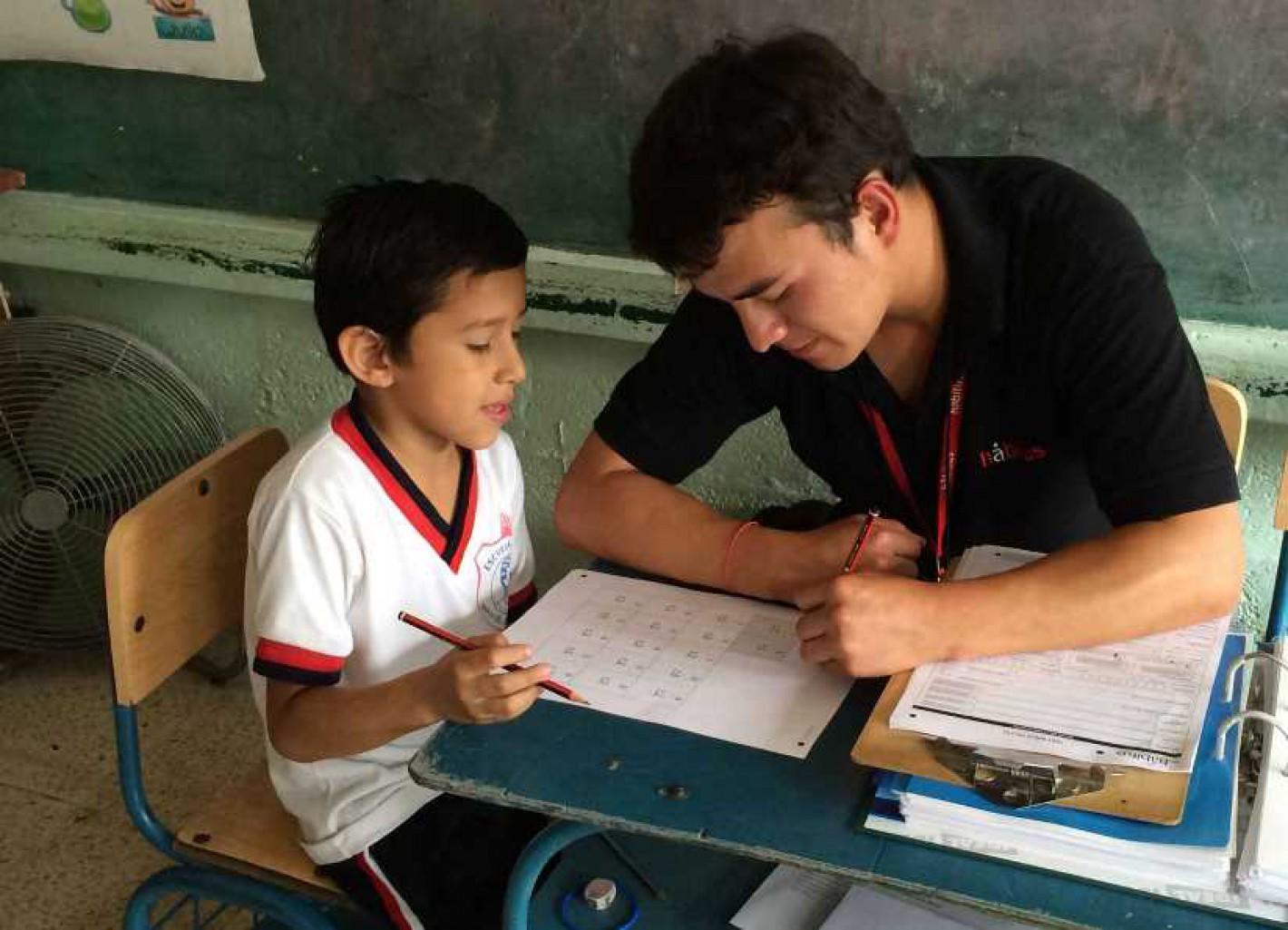 dar clases de inglés