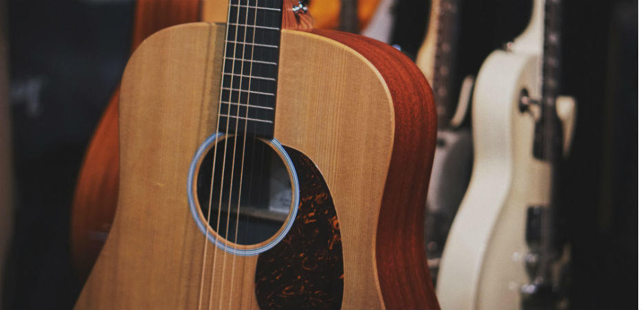 diferencia entre guitarra acustica y electroacustica
