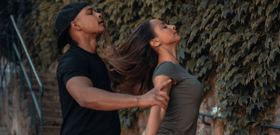 como bailar salsa en pareja