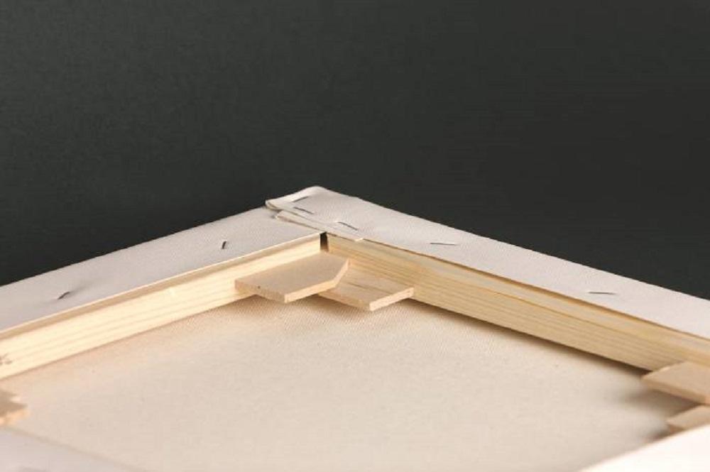 Ejemplo de un lienzo con bastidor ensamblado.