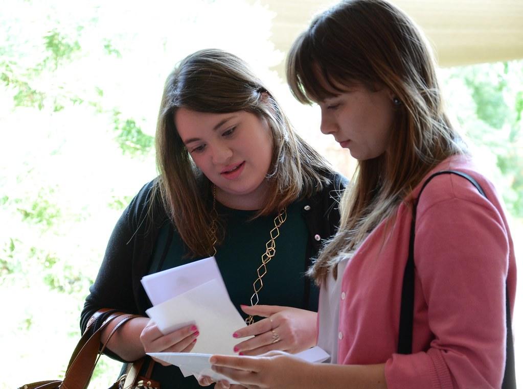 Un maestro de espanol te ayudara a mejorar.