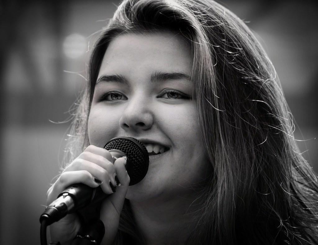 Clases de canto a la medida