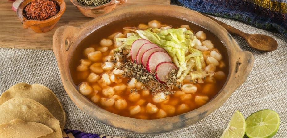 como hacer pozole