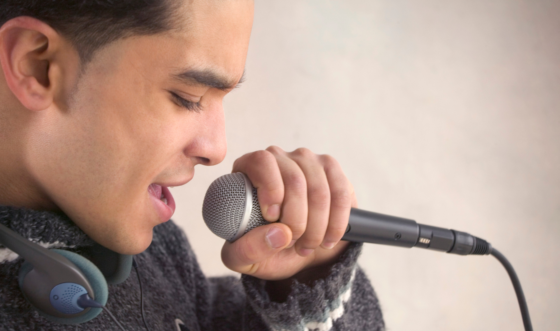 como aprender cantar