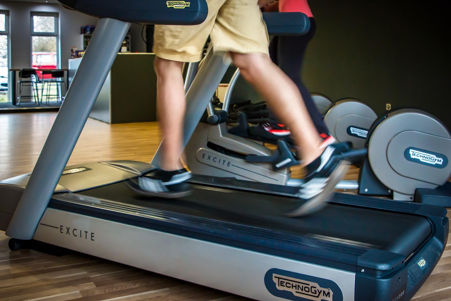 Aparato de gimnasio