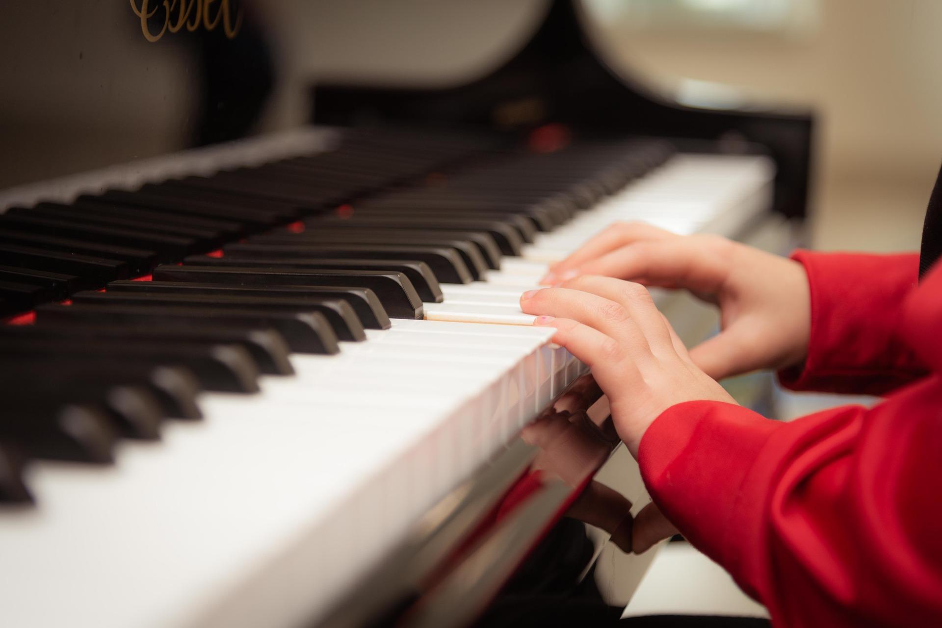 Tocar piano