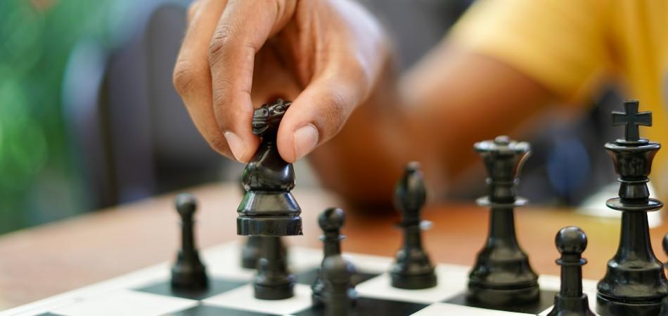 como elegir profesor de ajedrez