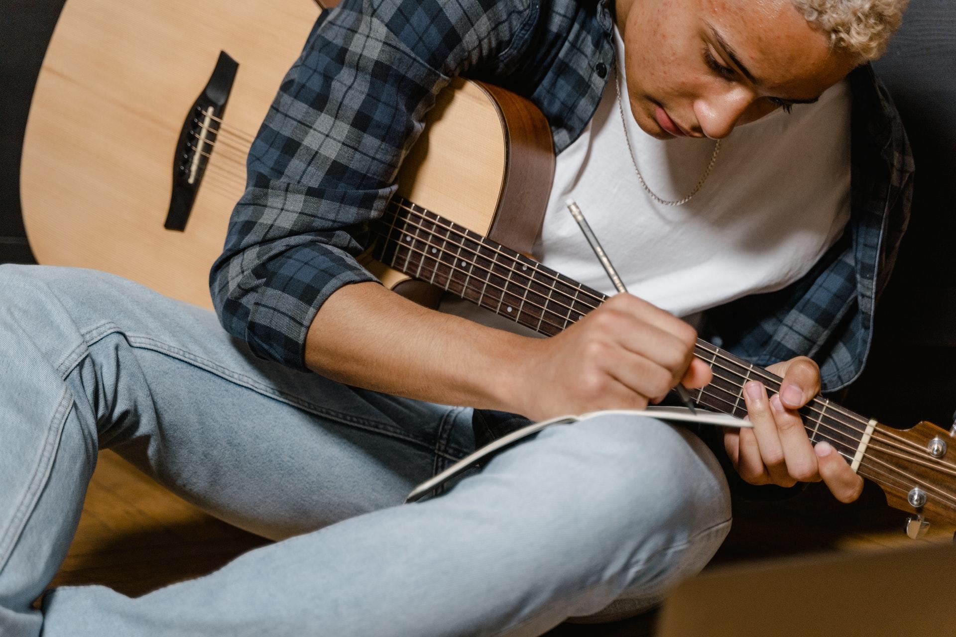 escribir letras de canciones
