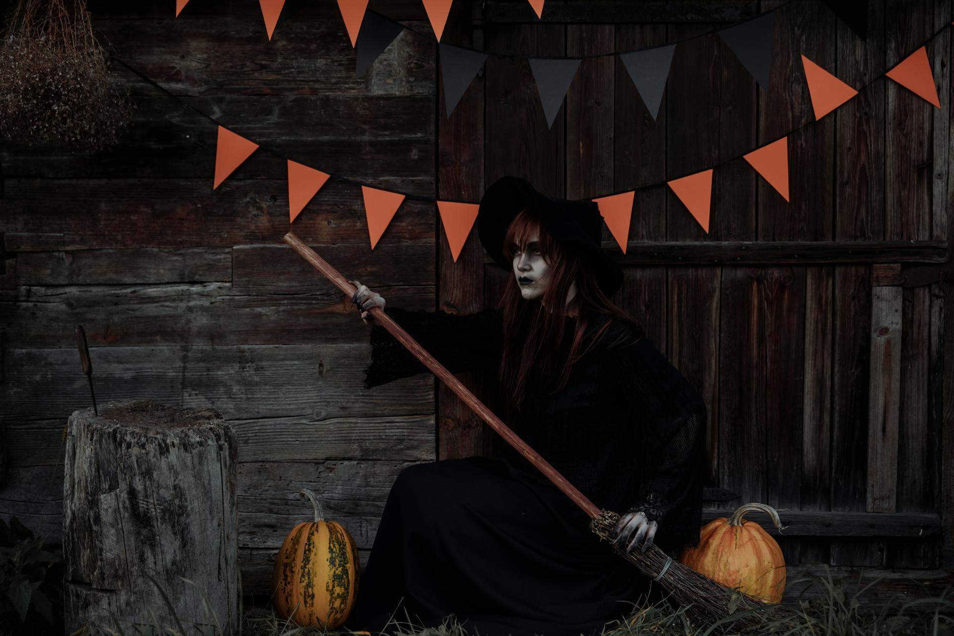 Cómo hacer un disfraz de mujer para Halloween
