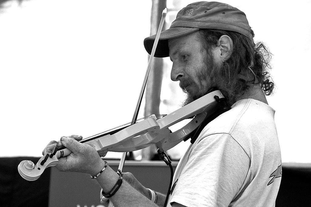 La práctica es indispensable a la hora de convertirnos en virtuosos del violín.