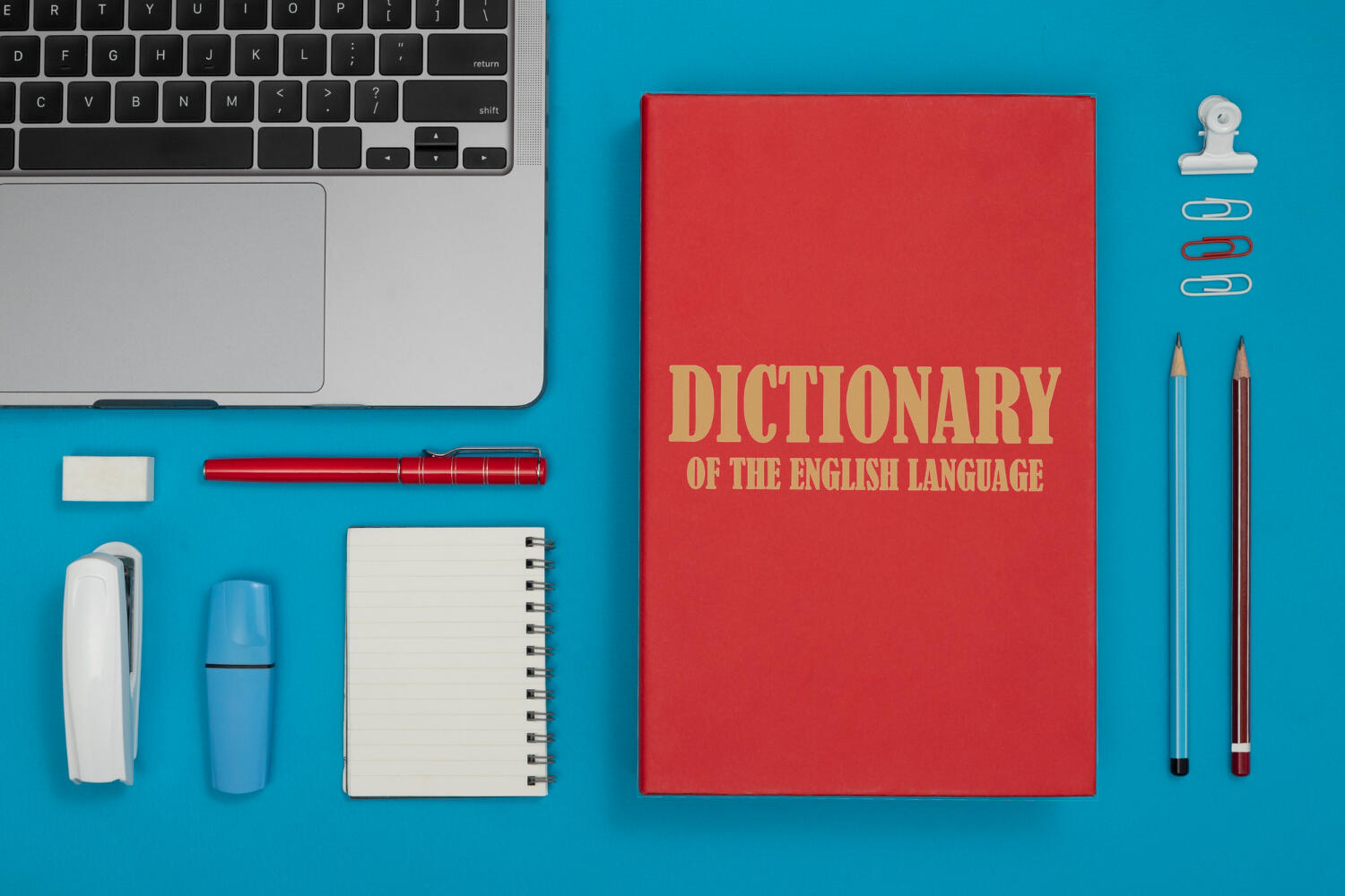 have y has en inglés