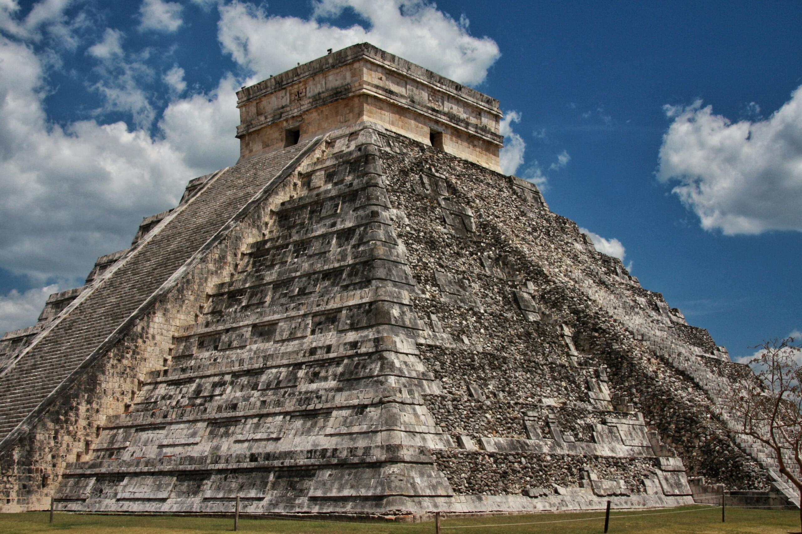 Las pirámides son grandes ejemplos de la grandeza de las culturas que existen en México