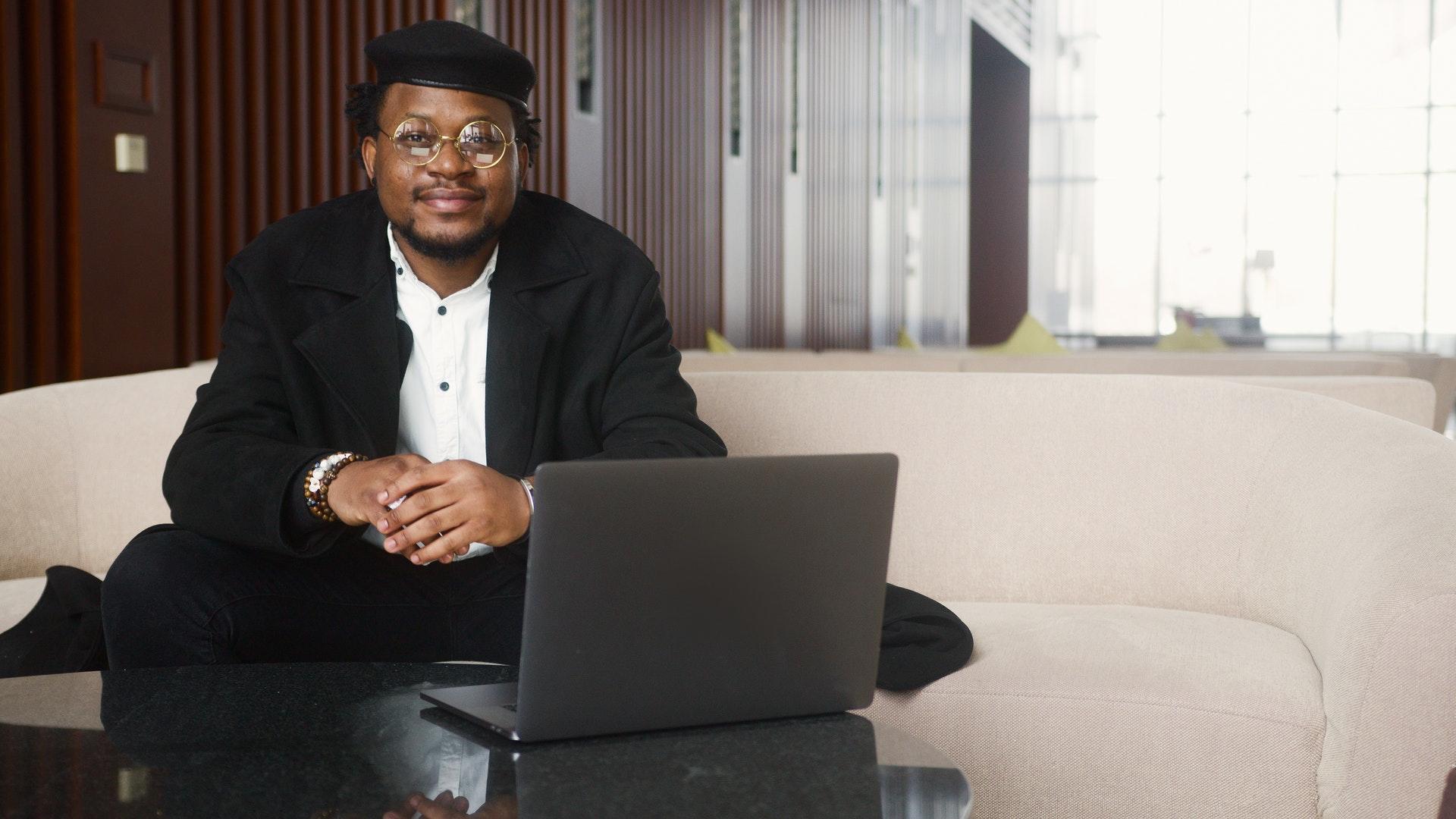 Tips to become an online tutor Malaysia.