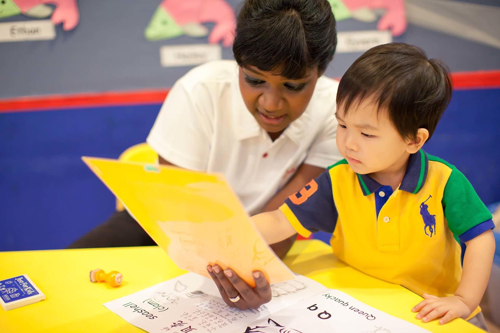 Private tutoring offers more benefits such as undivided attention from tutor to tutee.