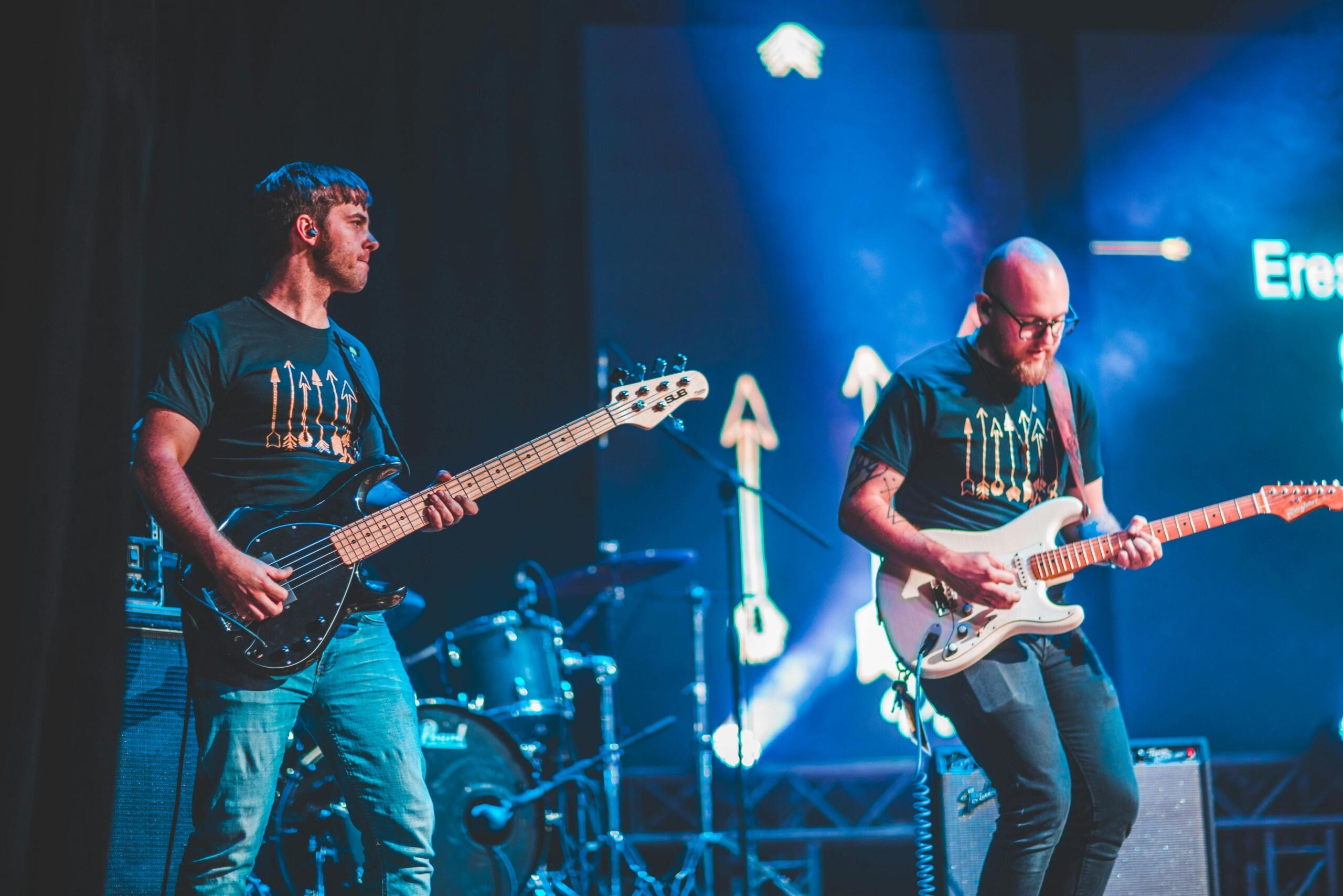 Guitarists on stage