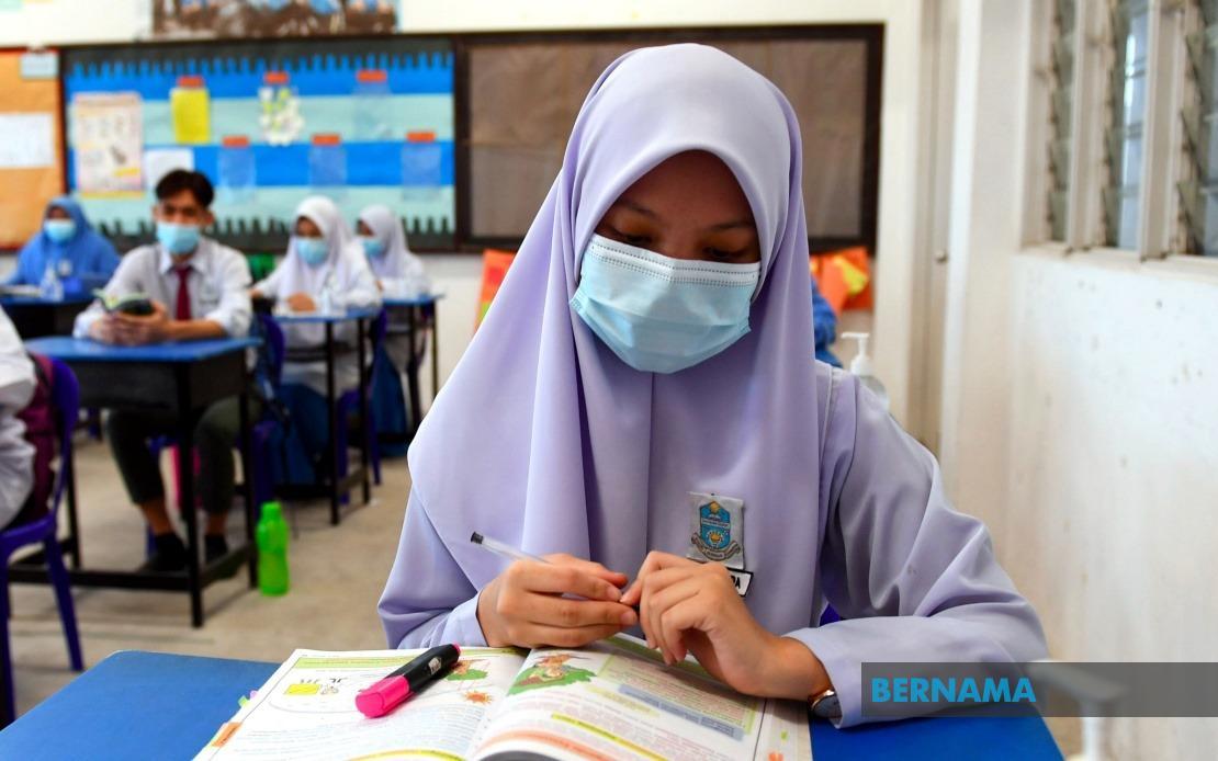 spm-student-high-school-secondary