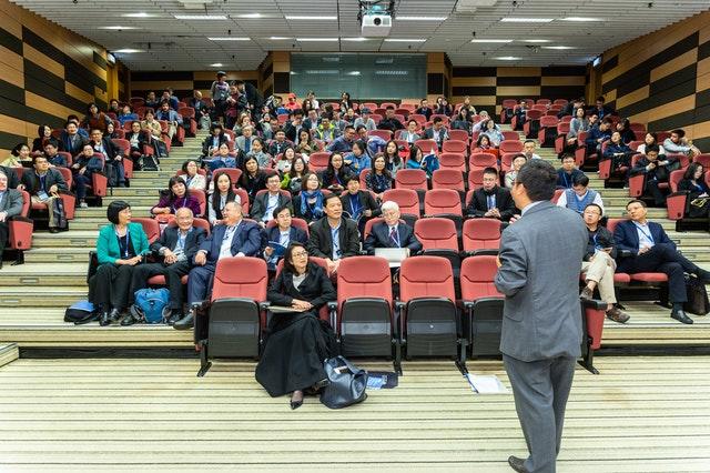 Public speaking Malay