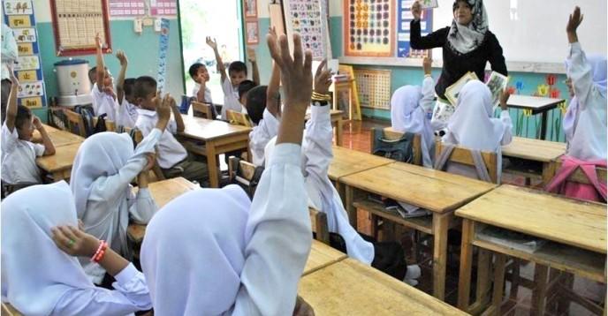 Listening and speaking Malay