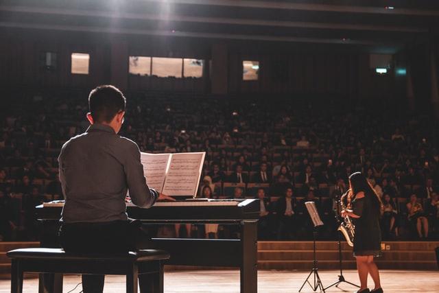 pianist performance concert