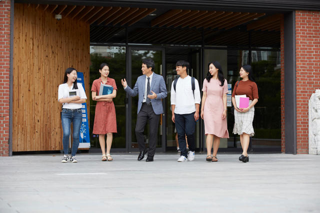 study psychology universities