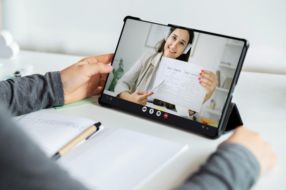 be an online tutor