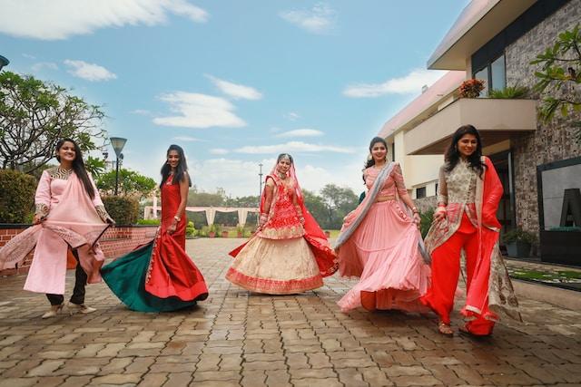 learn Bharatanatyam steps