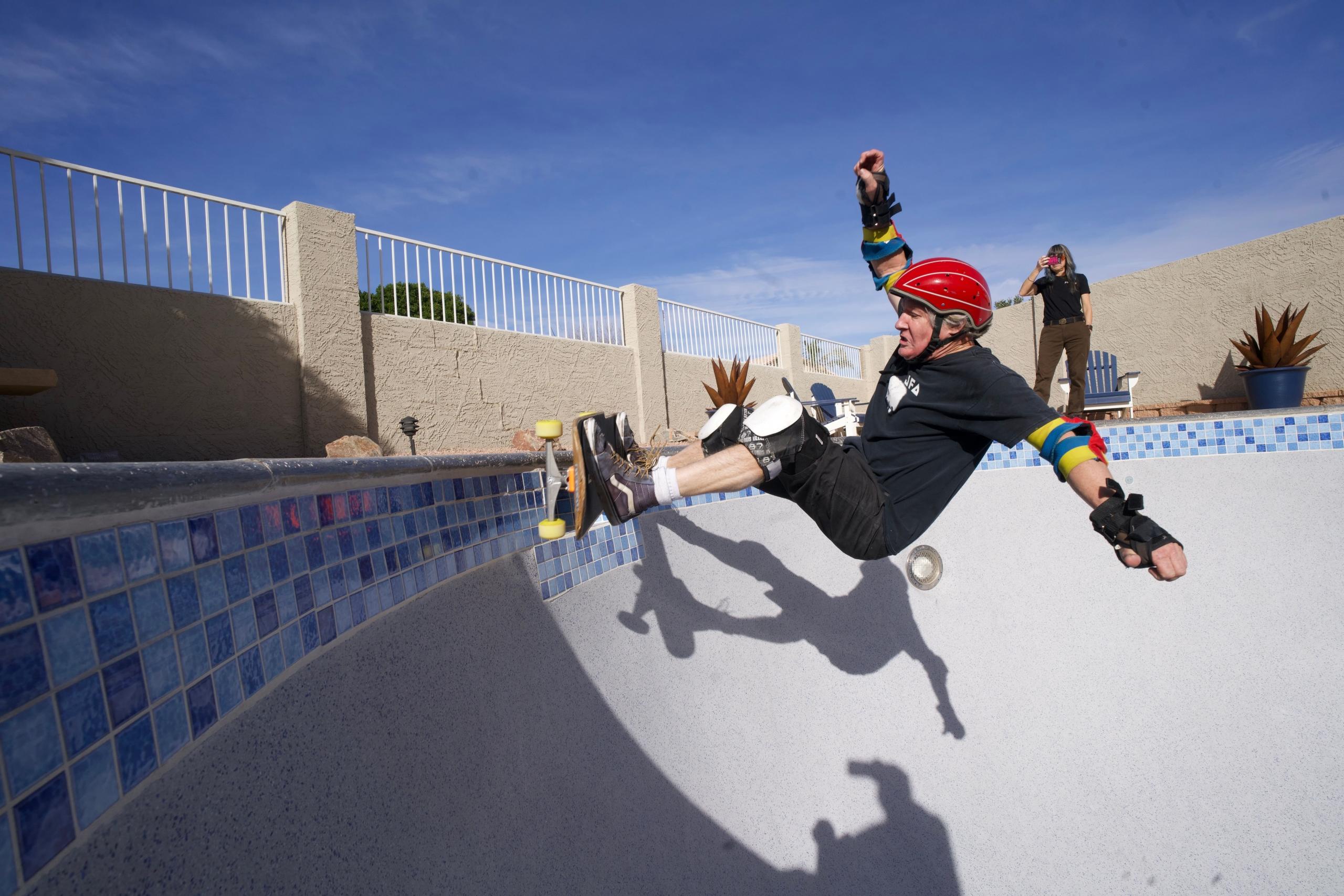 Wear skateboarding gear