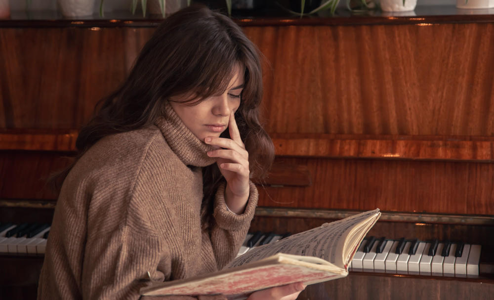 piano tutor near you