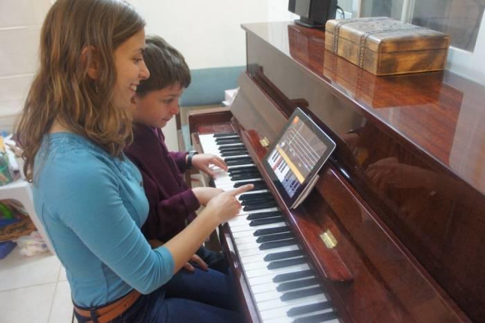 finding piano teacher